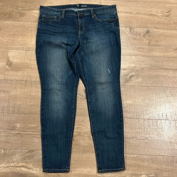 GAP Denim - Women’s Gap Legging Size 16 x 33R